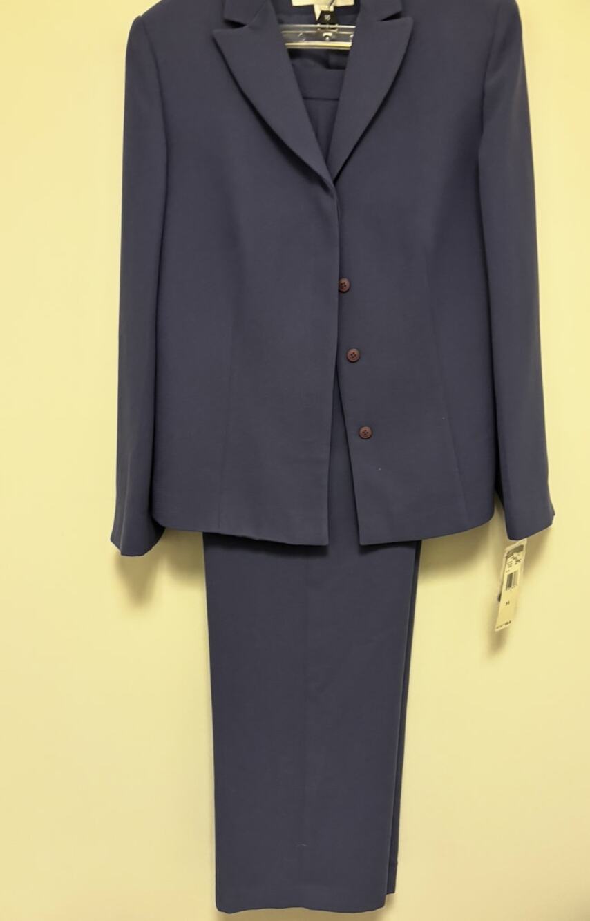 Jones New York Women’s 2-Piece Pant Suit Size 14 Blue Purple NWT